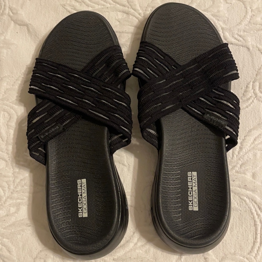 Skechers Goga Mat slip on